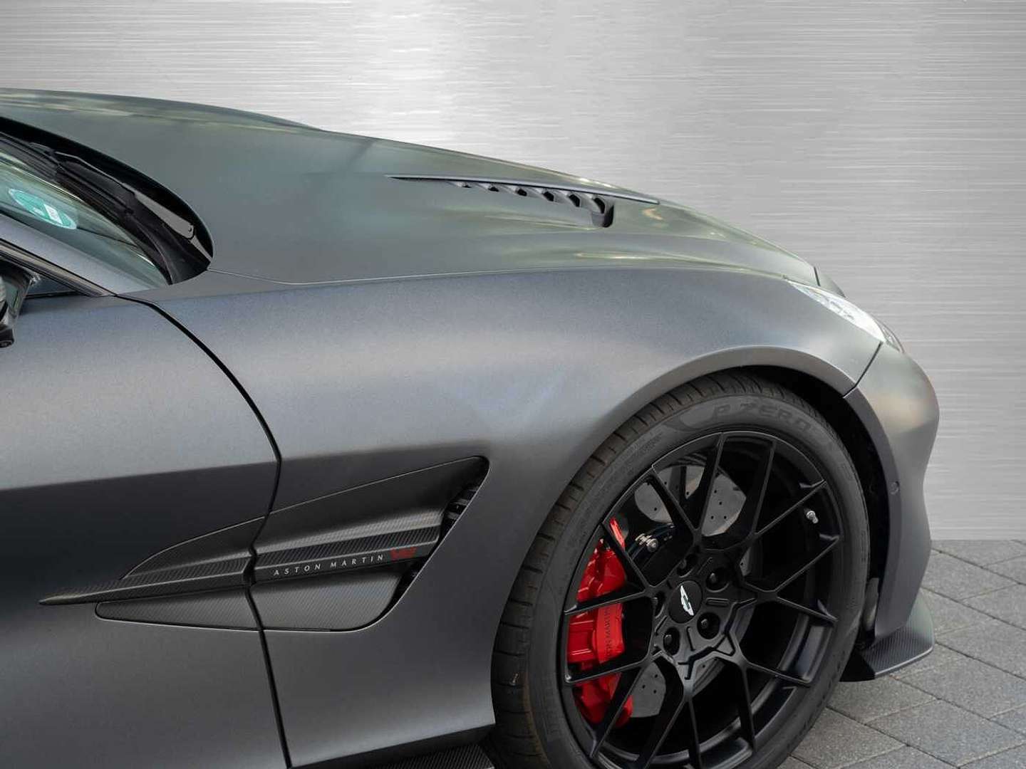 Aston Martin Vanquish - 2025 - Joinsteer - #9
