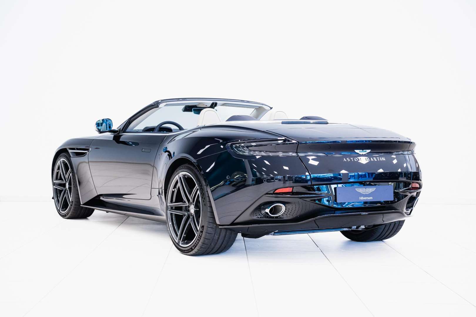 Aston Martin DB12 Volante - 2025 - Joinsteer - #33