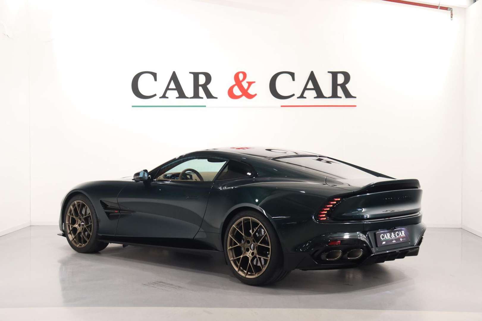 Aston Martin Vanquish - 2025 - Joinsteer - #2