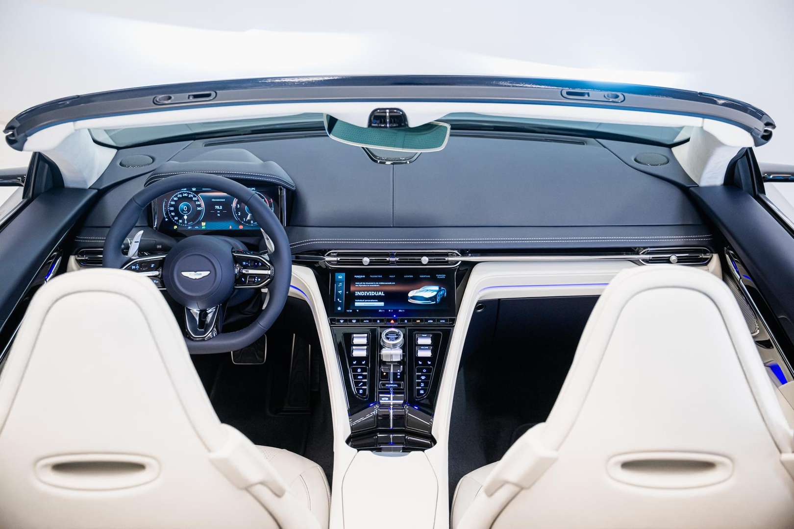 Aston Martin DB12 Volante - 2025 - Joinsteer - #43