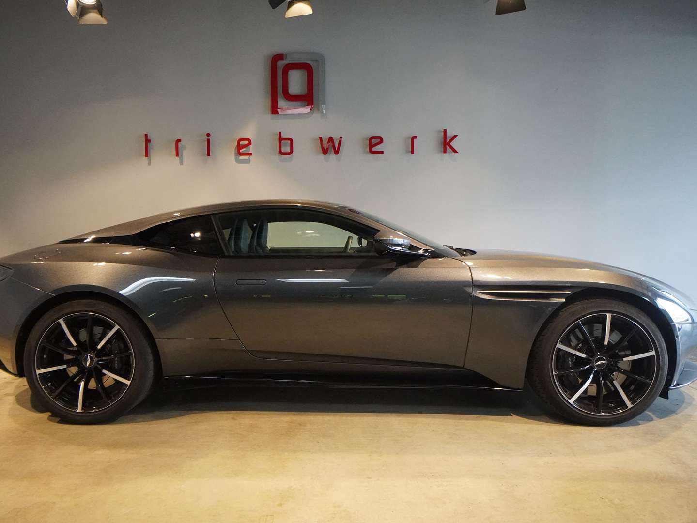 Aston Martin DB11 Coupé V8 - 2022 - Joinsteer - #3