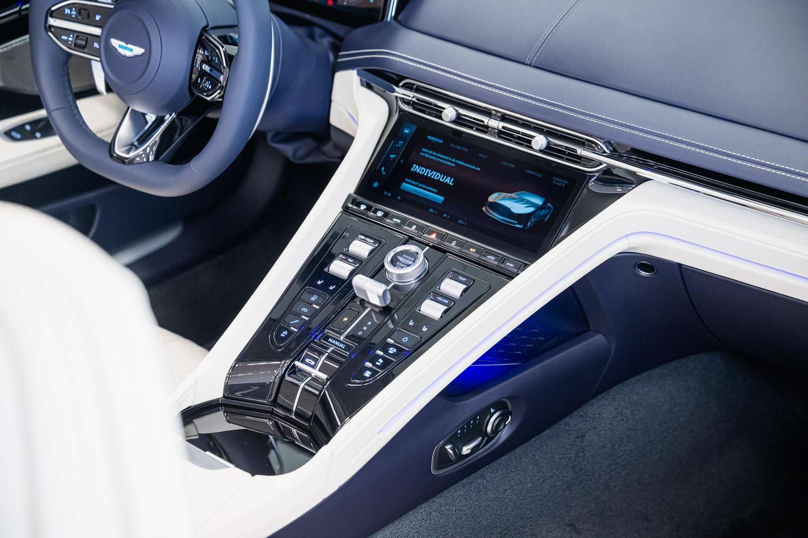 Aston Martin DB12 Volante - 2025 - Joinsteer - #45