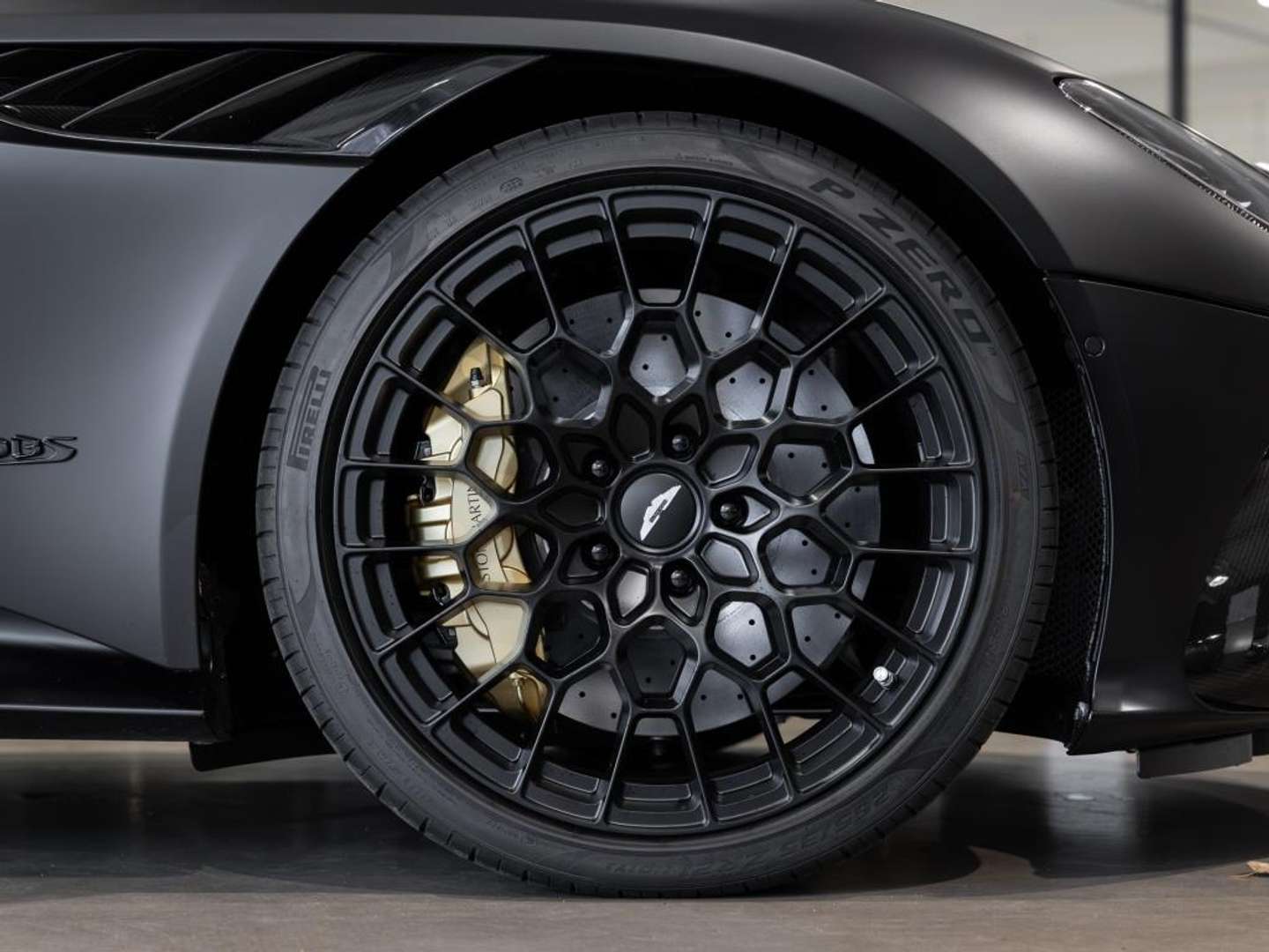 Aston Martin DBS Volante 770 Ultimate - 2024 - Joinsteer - #3