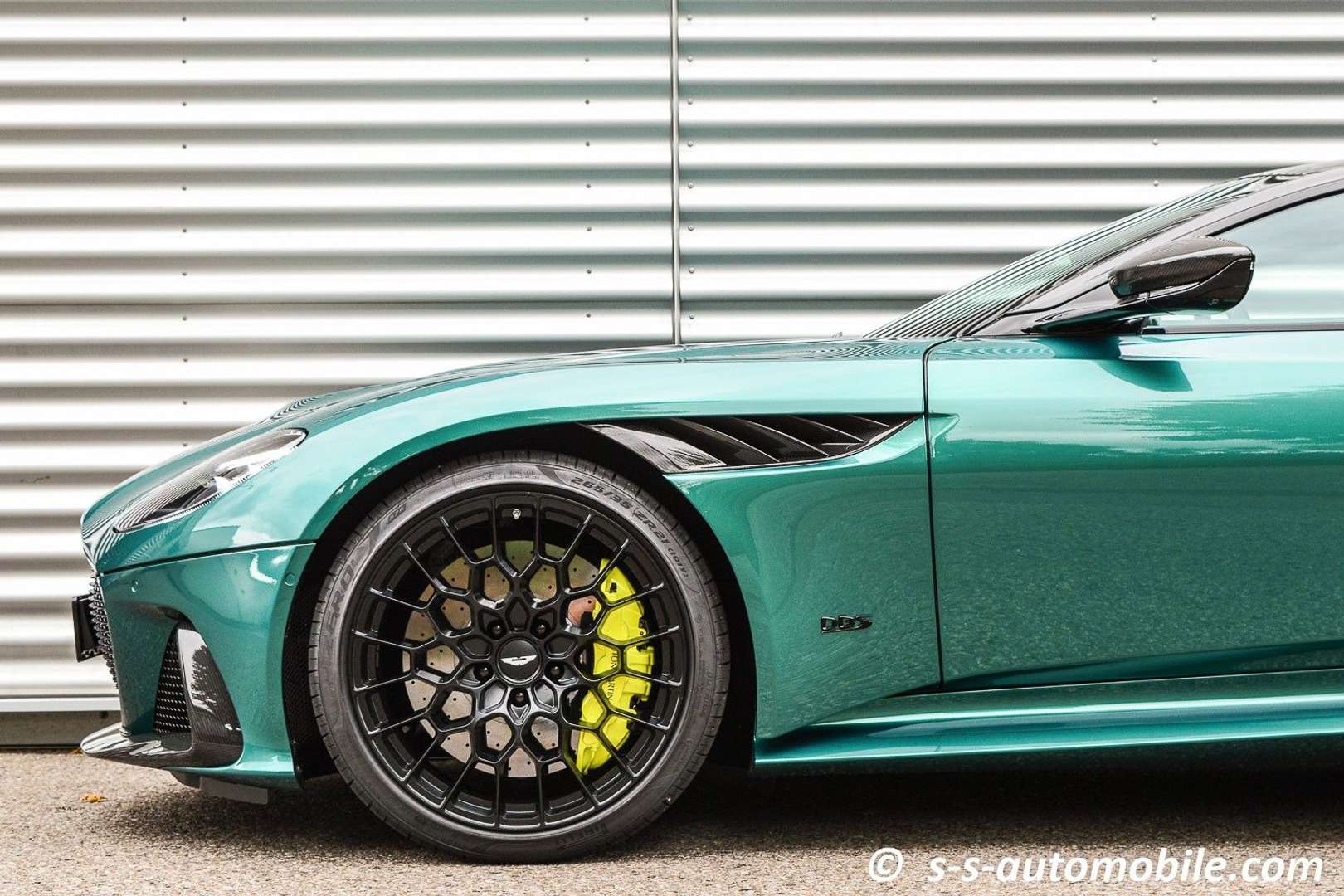 Aston Martin DBS 770 Ultimate Titanium - 2024 - Joinsteer - #4