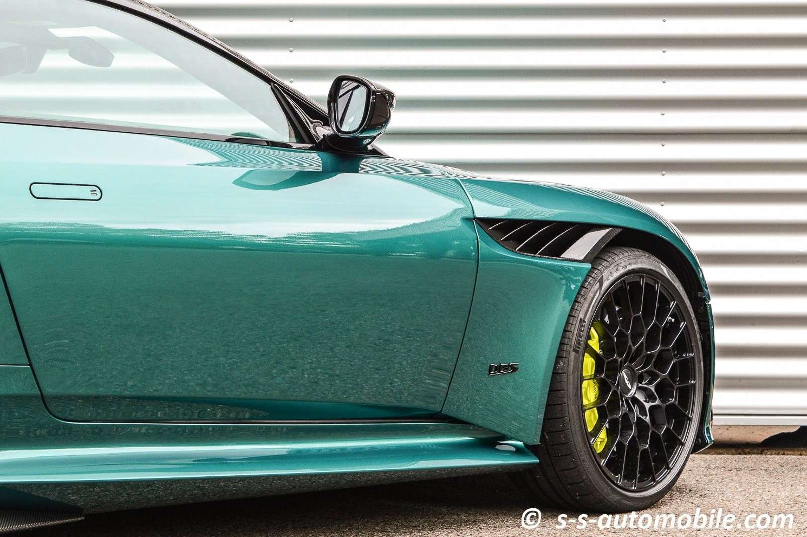 Aston Martin DBS 770 Ultimate Titanium - 2024 - Joinsteer - #11