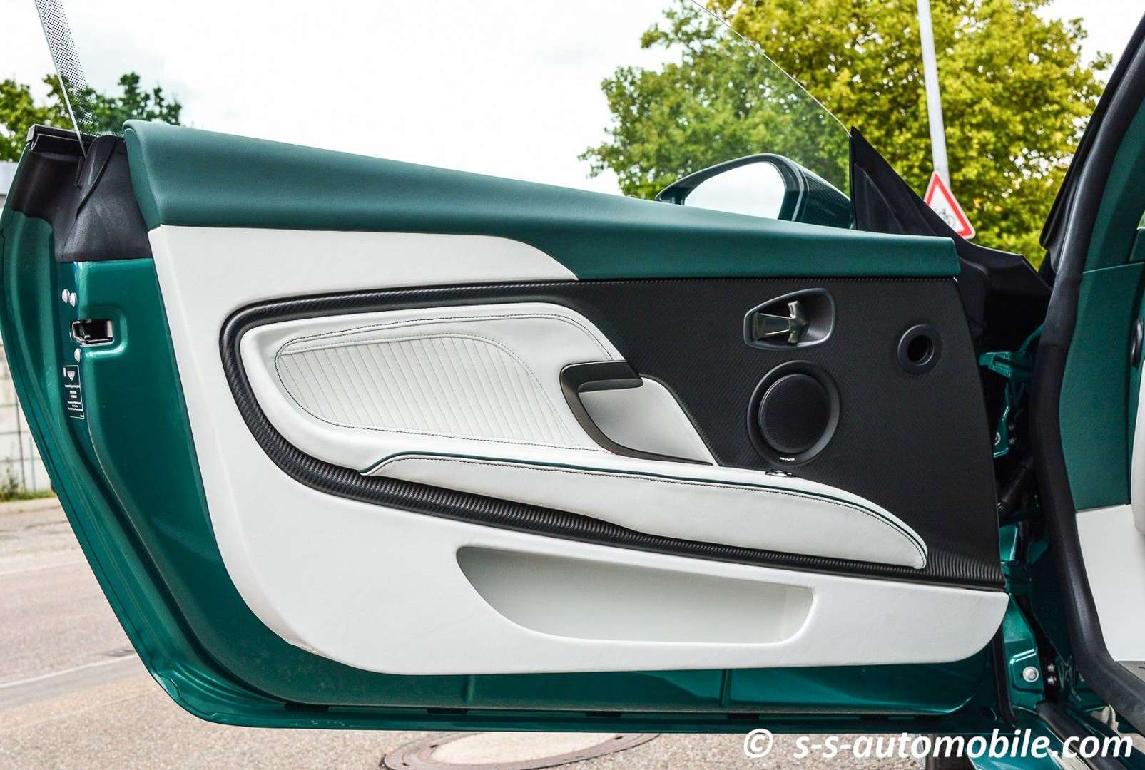 Aston Martin DBS 770 Ultimate Titanium - 2024 - Joinsteer - #16