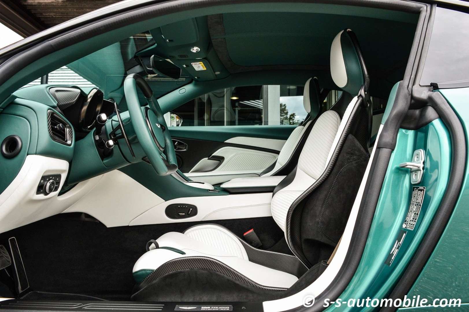 Aston Martin DBS 770 Ultimate Titanium - 2024 - Joinsteer - #17