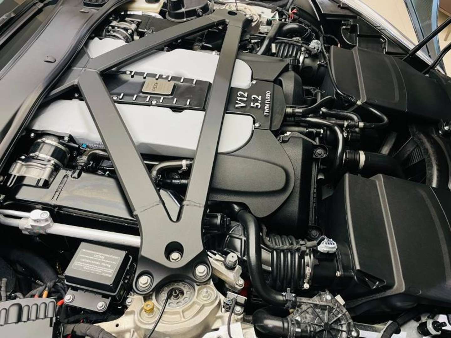 Aston Martin DBS Superleggera V12 5.2 725ch - 2020 - Joinsteer - #5