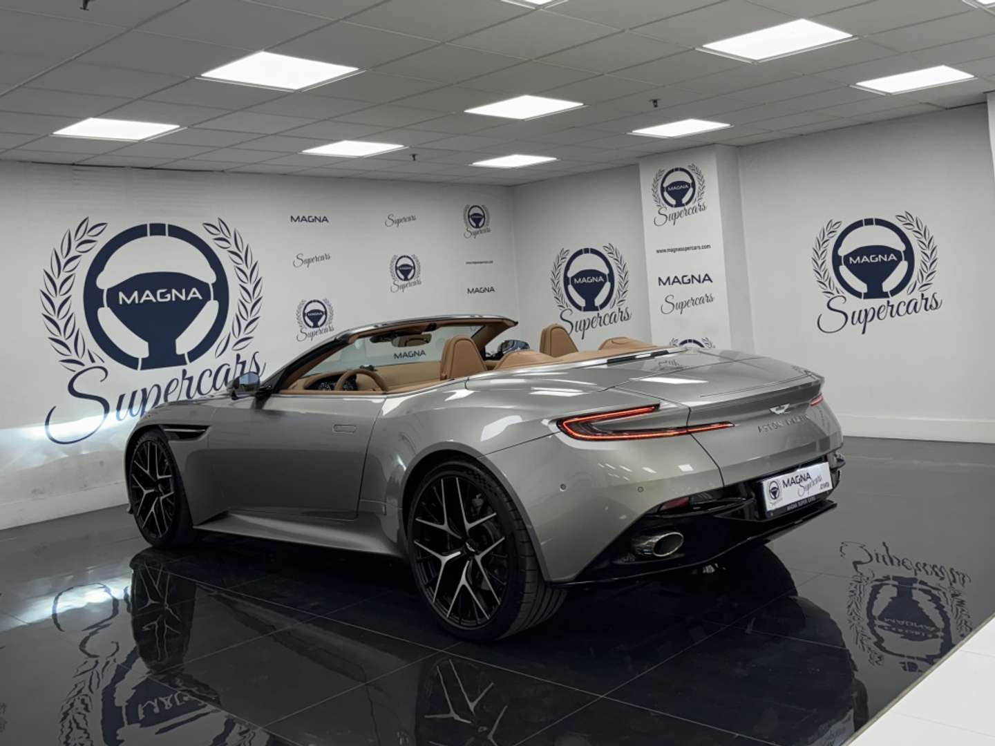 Aston Martin DB12 4.0 V8 - 2024 - Joinsteer - #4