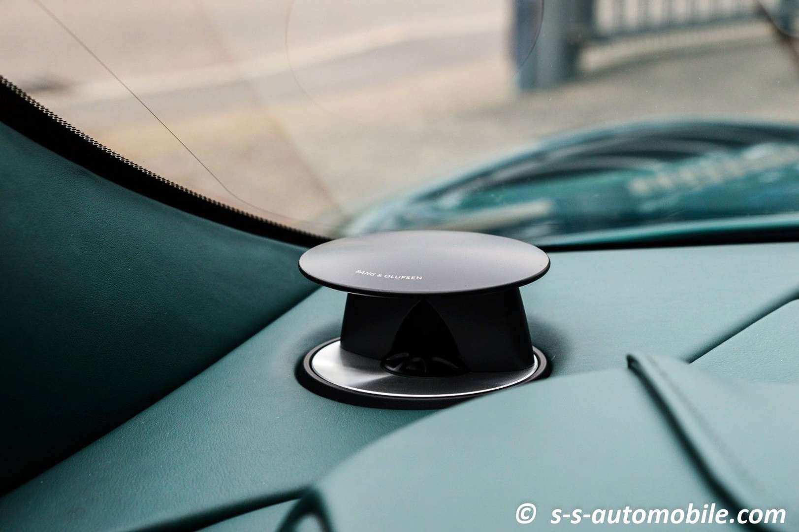 Aston Martin DBS 770 Ultimate Titanium - 2024 - Joinsteer - #27