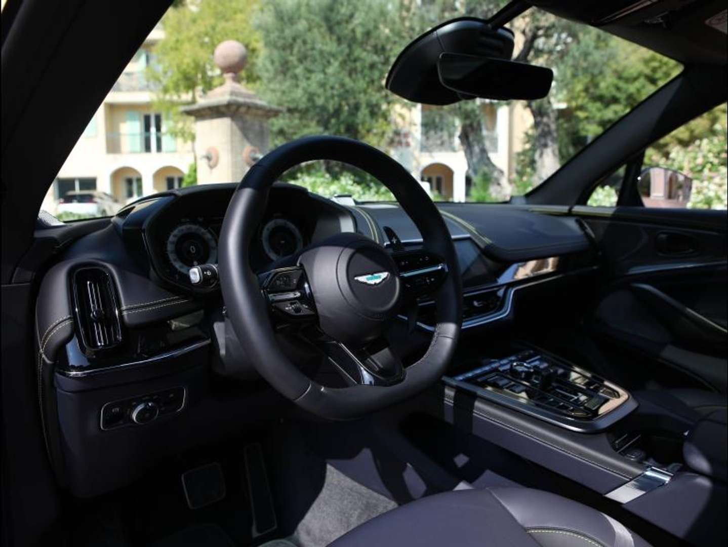 Aston Martin DBX 4.0 V8 Biturbo - 2025 - Joinsteer - #9