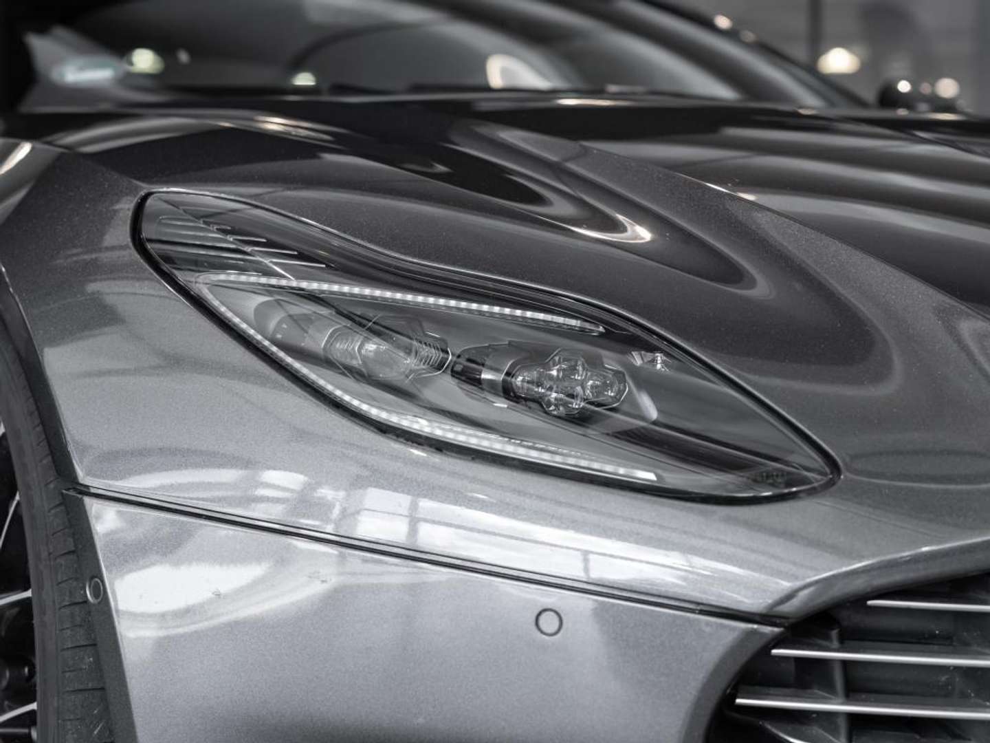 Aston Martin DB11 Coupé V8 - 2023 - Joinsteer - #13