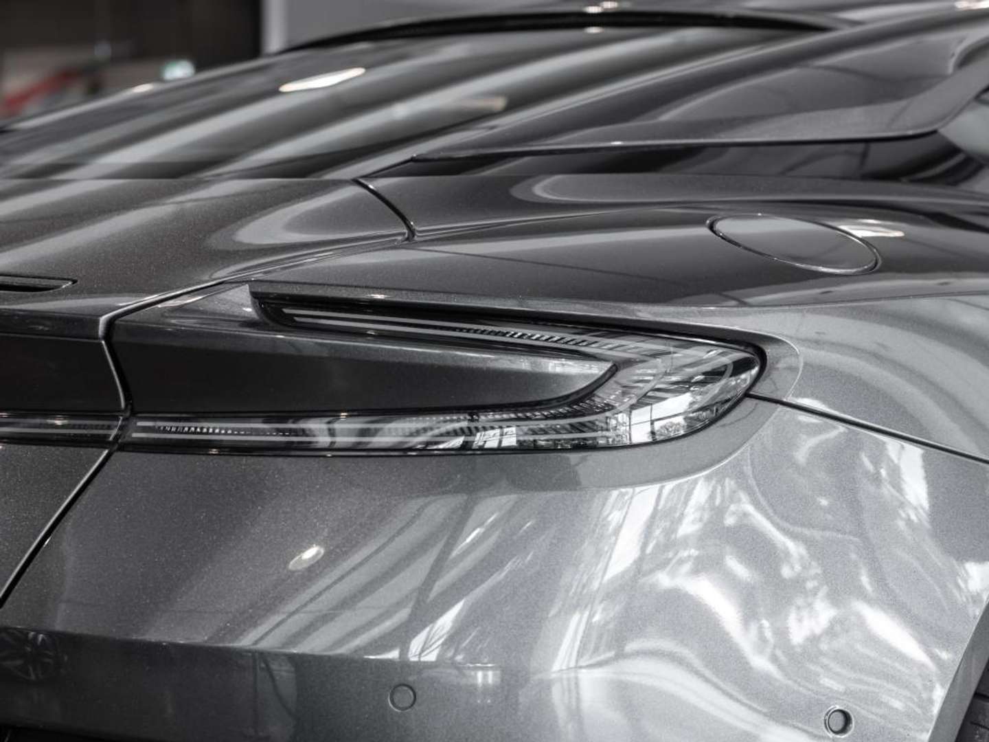 Aston Martin DB11 Coupé V8 - 2023 - Joinsteer - #17