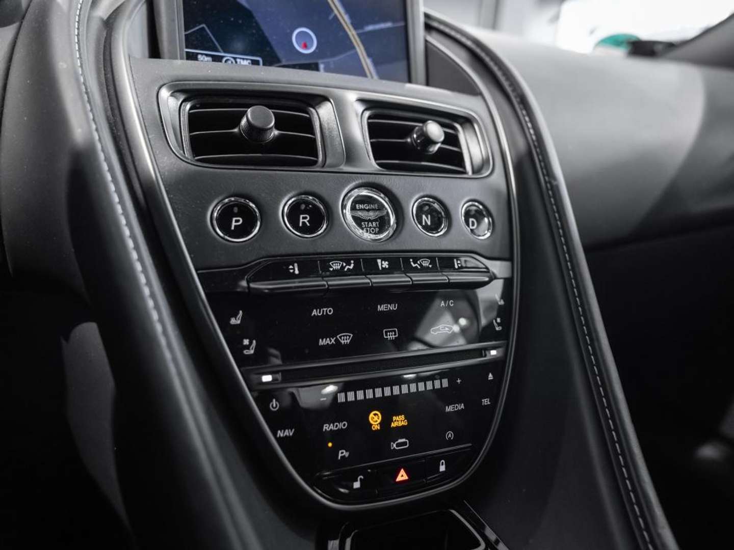 Aston Martin DB11 Coupé V8 - 2023 - Joinsteer - #28