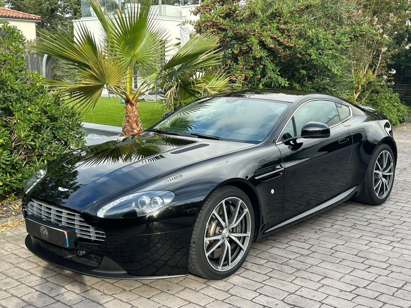 Aston Martin Vantage V8 - 2017 - Joinsteer - #1