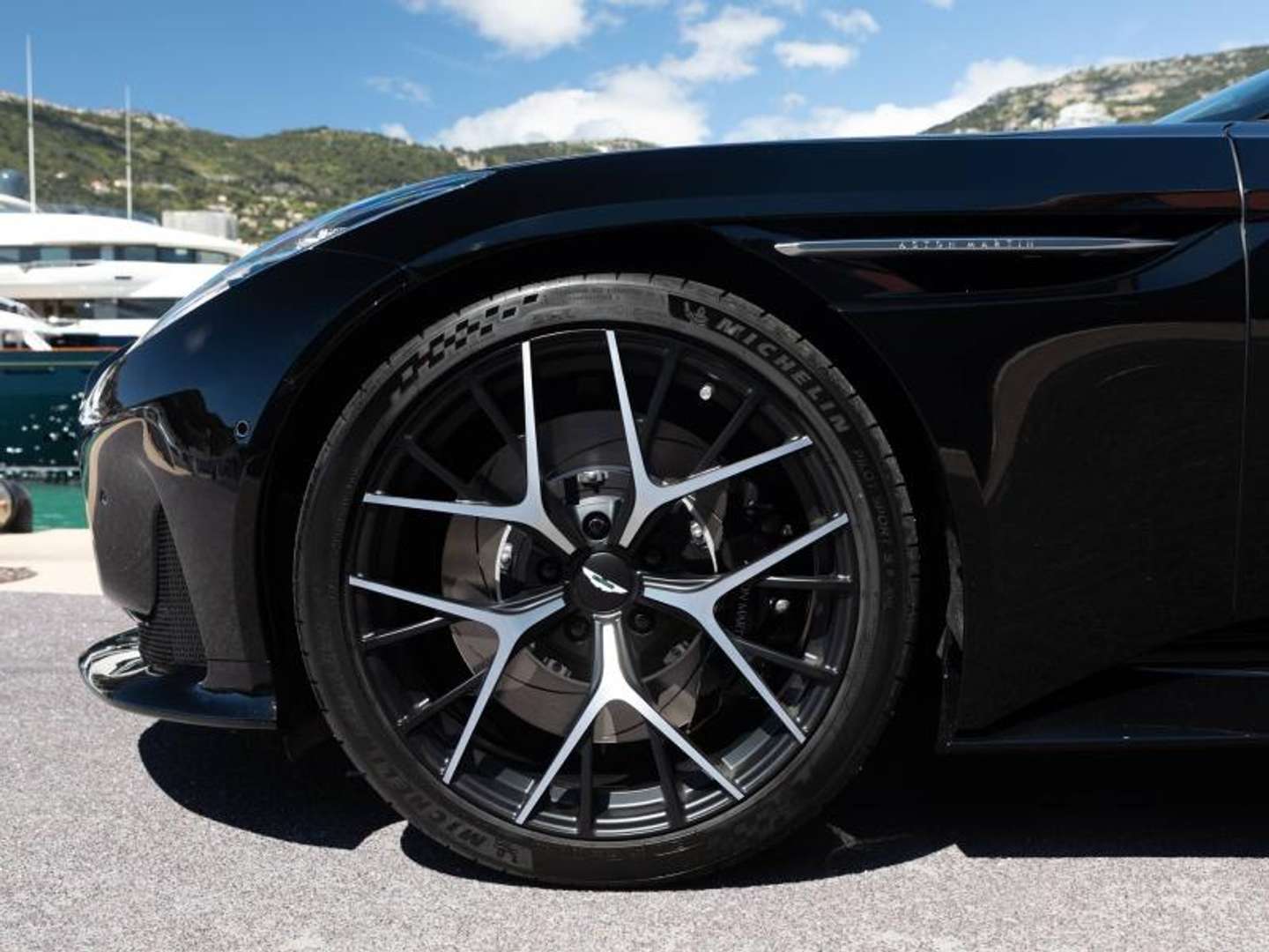 Aston Martin DB12 V8 4.0 680ch - 2025 - Joinsteer - #5