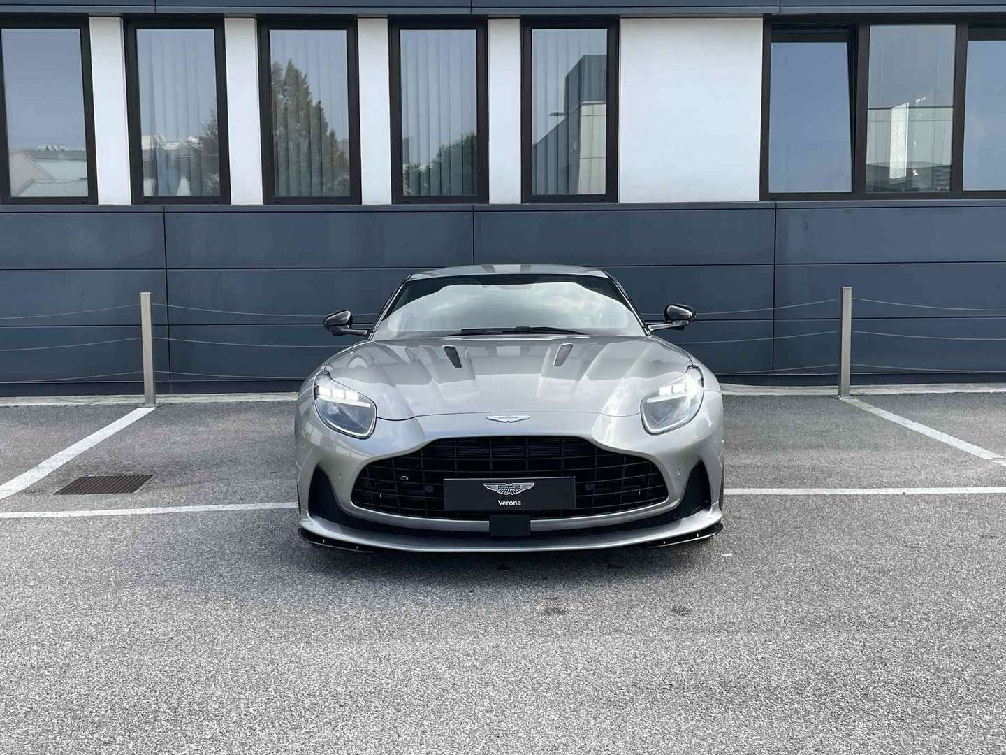 Aston Martin DB12 Coupé 4.0 V8 Auto - 2024 - Joinsteer - #2