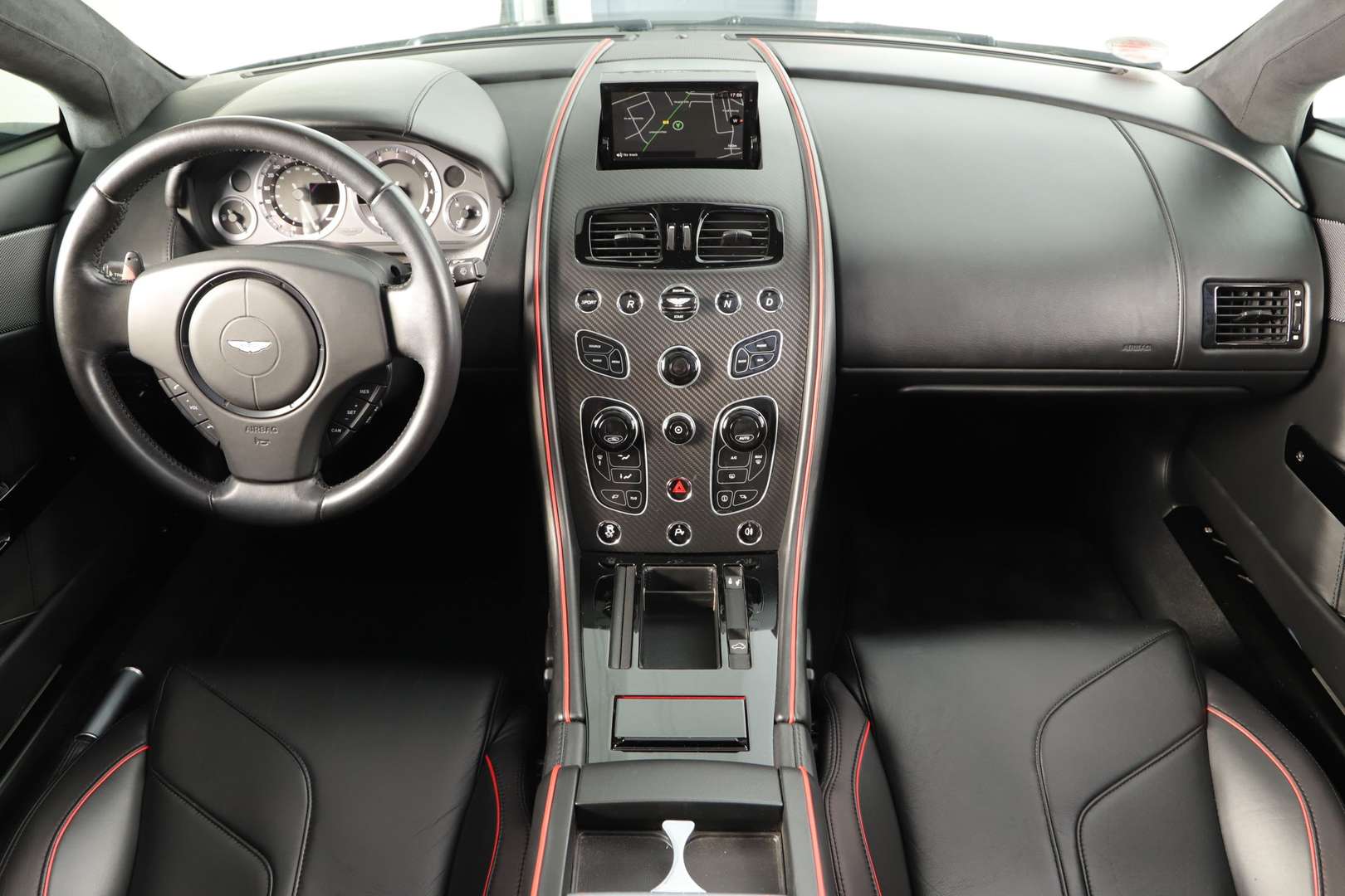 Aston Martin V8 Vantage Roadster AMR Sportshift - 2019 - Joinsteer - #21