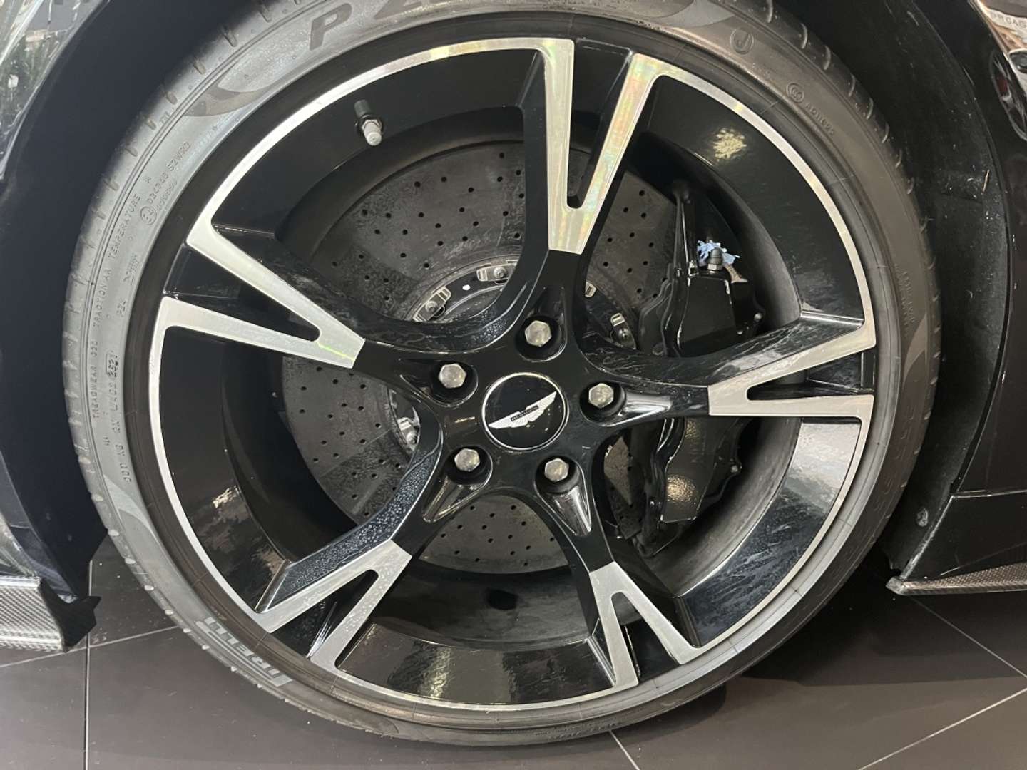 Aston Martin Vanquish - 2016 - Joinsteer - #20