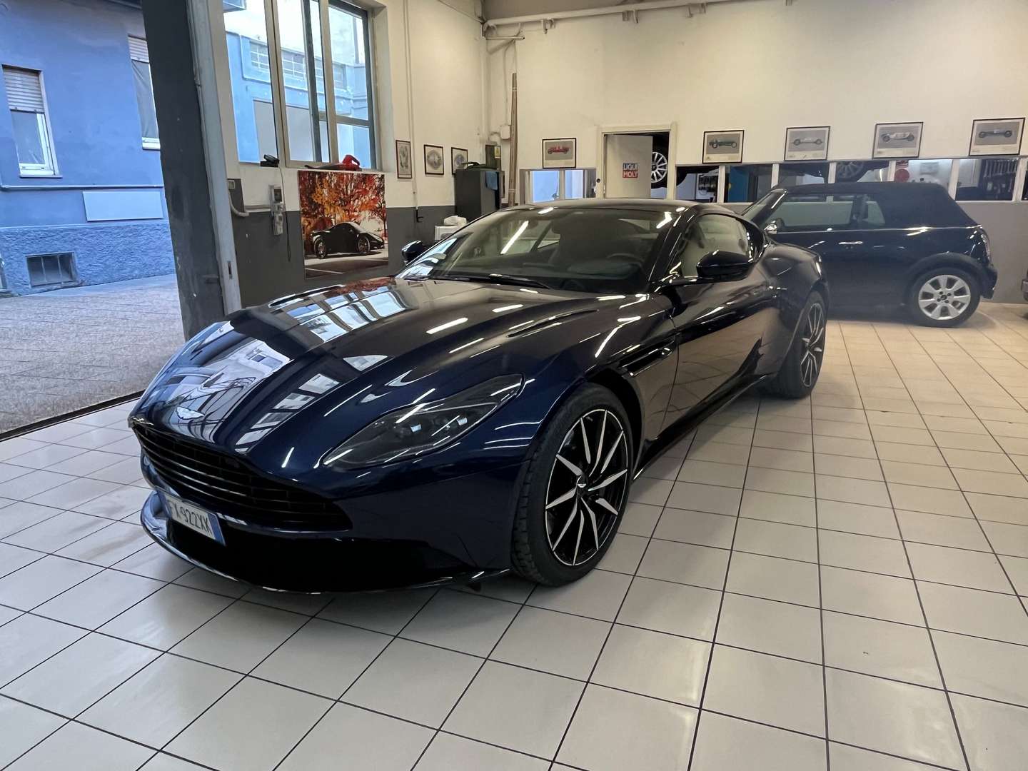 Aston Martin DB11 Coupé 4.0 V8 Auto - 2019 - Joinsteer - #30