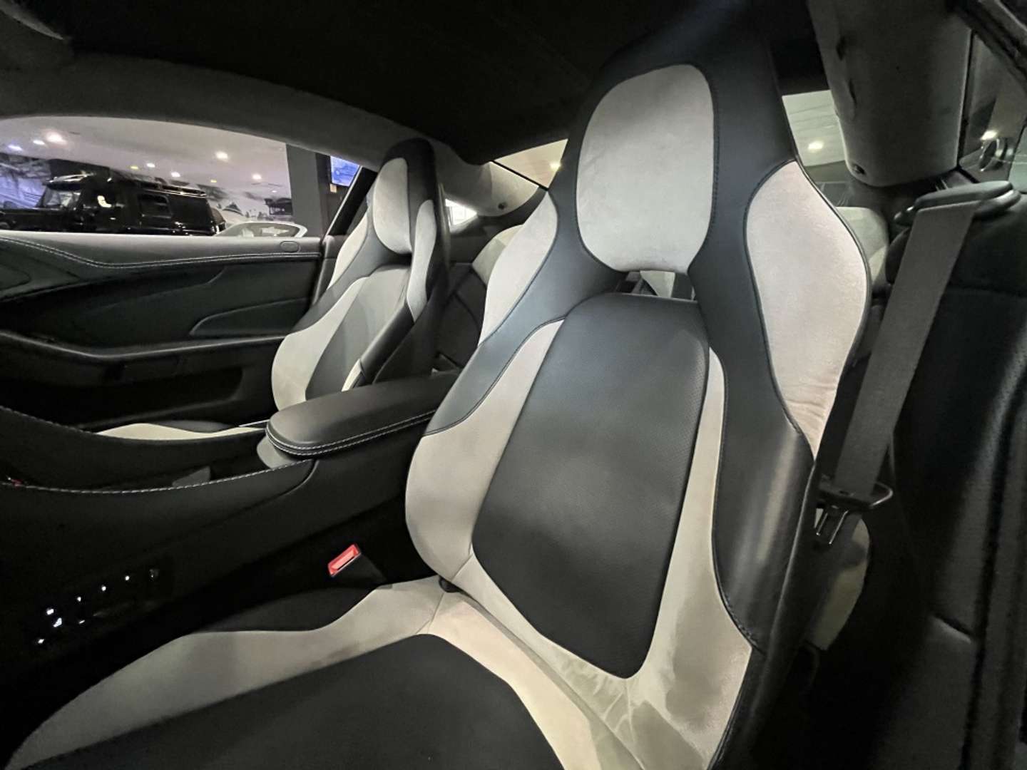 Aston Martin Vanquish - 2016 - Joinsteer - #30