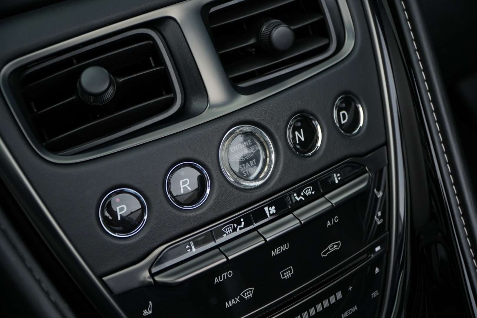 Aston Martin DB11 Volante 4.0 V8 Convertible - 2021 - Joinsteer - #7