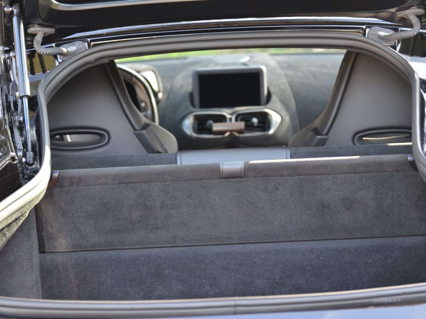 Aston Martin V8 4.0 V8 - 2019 - Joinsteer - #19