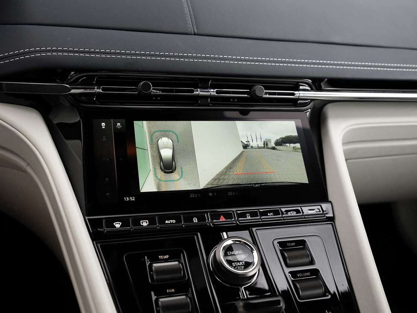 Aston Martin DB12 Coupé V8 - 2024 - Joinsteer - #10