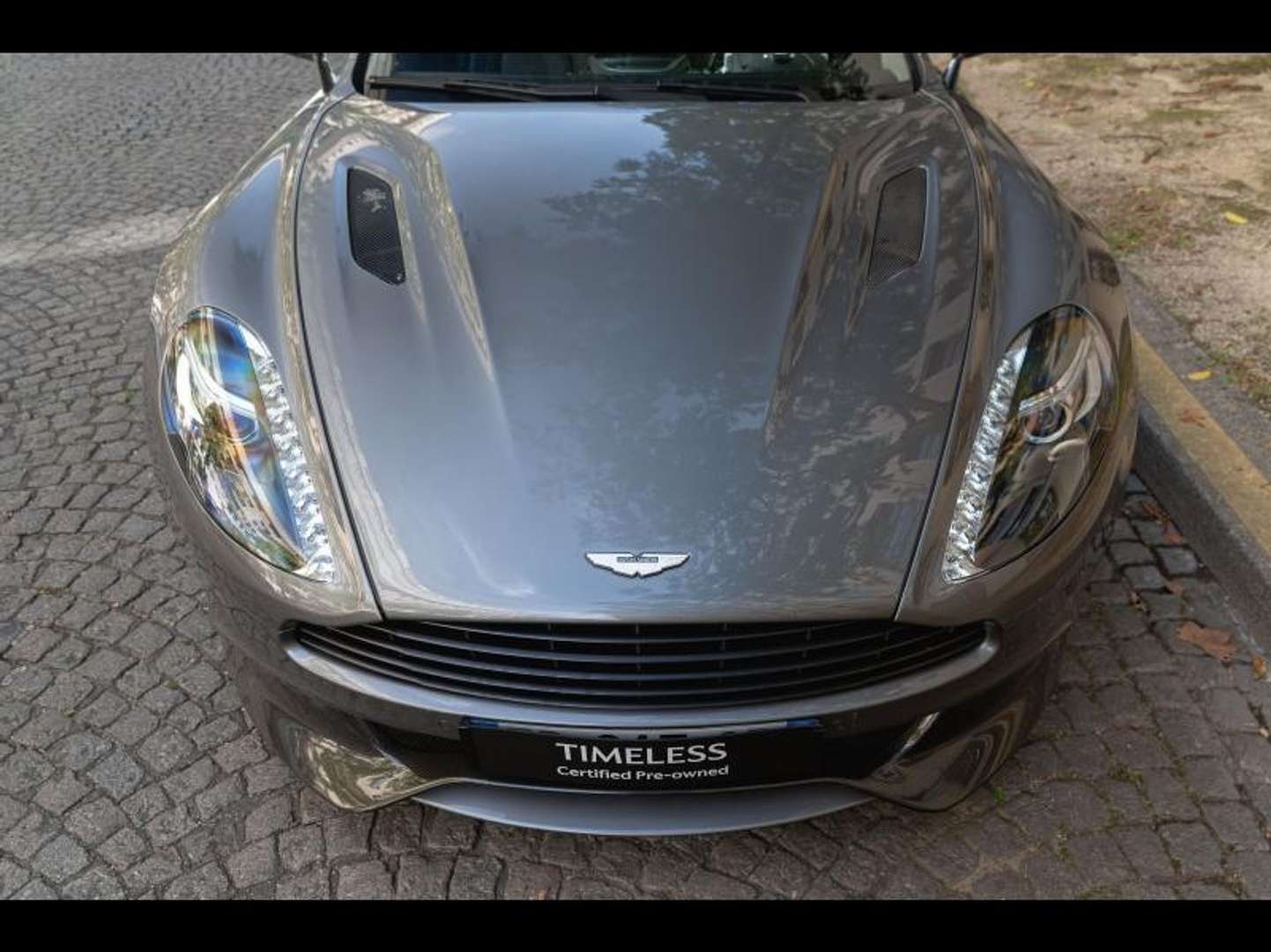 Aston Martin Vanquish V12 5.9 570ch Touchtronic III - 2017 - Joinsteer - #19