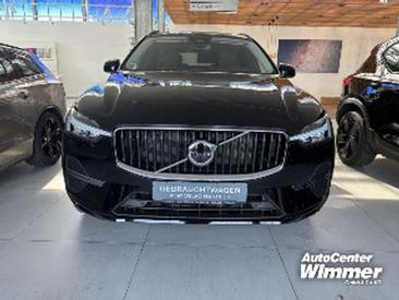 Volvo XC60 B4 Core — photo 13