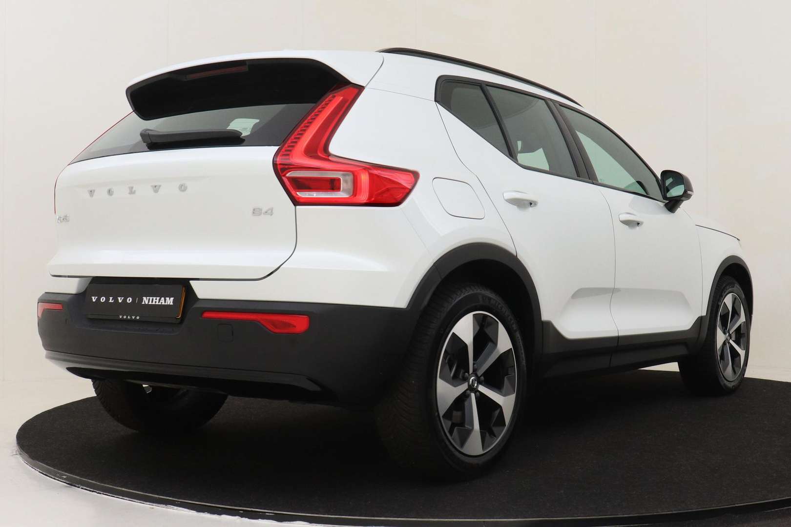 Volvo XC40 B4 Plus - 2025 - Joinsteer - #2