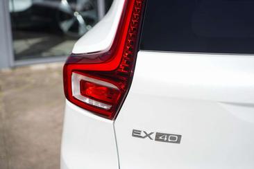 Volvo EX40 Recharge Ultimate — photo 8