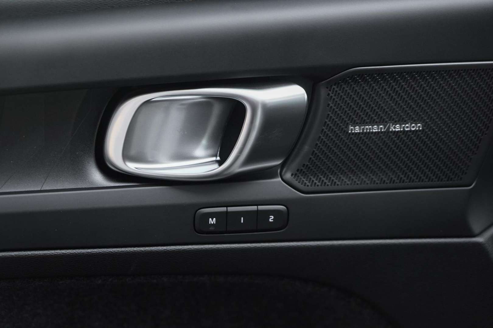 Volvo EX40 Recharge Ultimate - 2025 - Joinsteer - #15