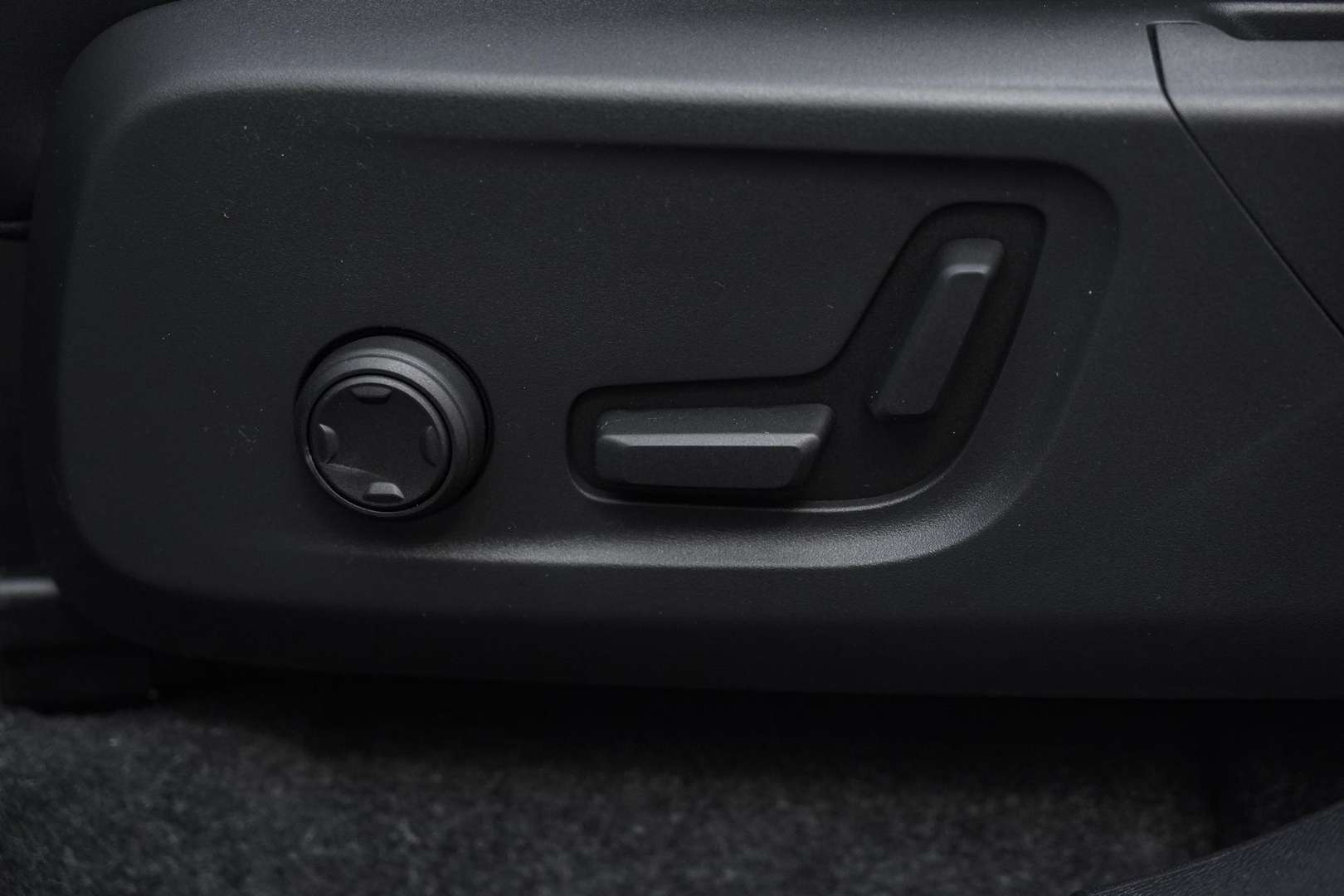 Volvo EX40 Recharge Ultimate - 2025 - Joinsteer - #16