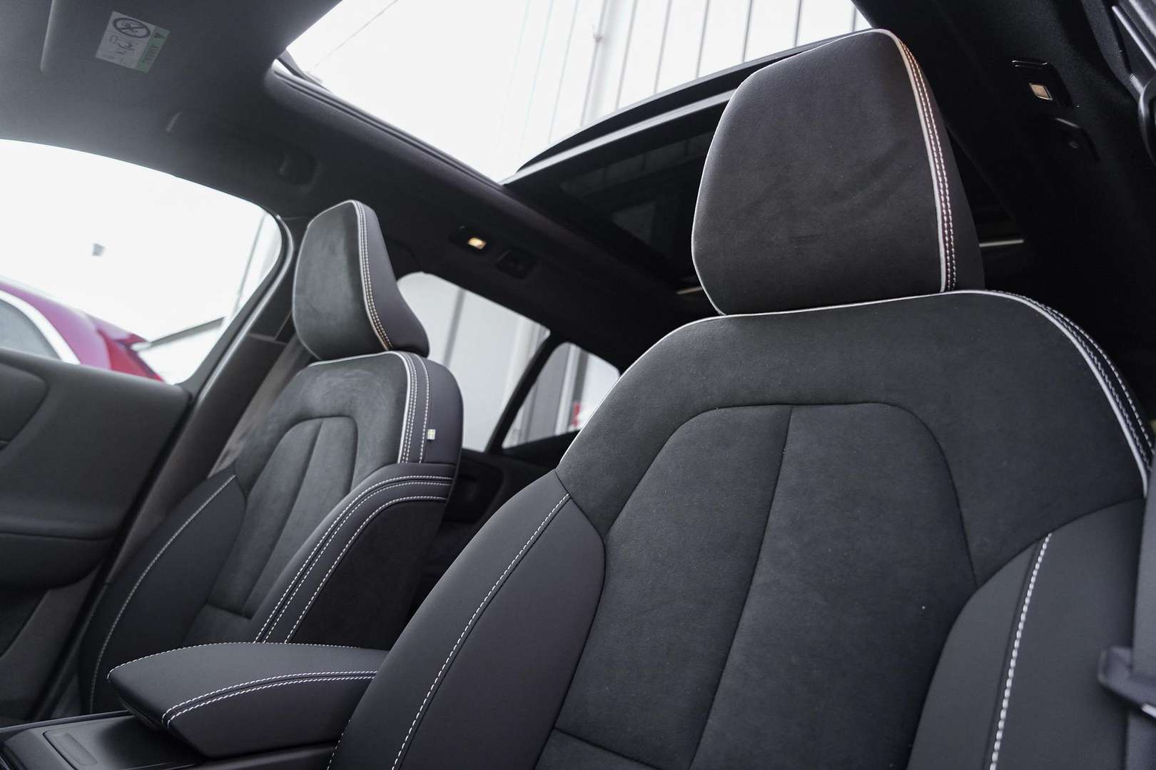 Volvo EX40 Recharge Ultimate - 2025 - Joinsteer - #17