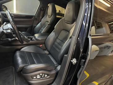 Porsche Cayenne III E-Hybrid — photo 5