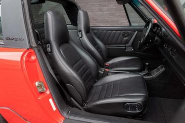 Porsche 964 C2 — photo 12