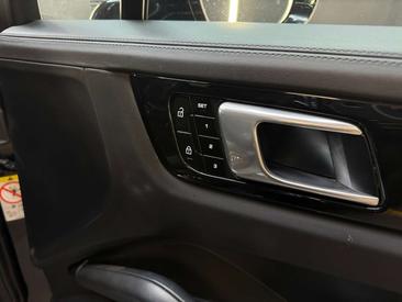Porsche Cayenne III E-Hybrid — photo 25