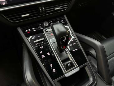 Porsche Cayenne III E-Hybrid — photo 28