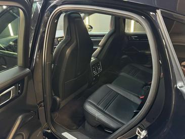 Porsche Cayenne III E-Hybrid — photo 31