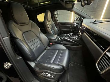 Porsche Cayenne III E-Hybrid — photo 41