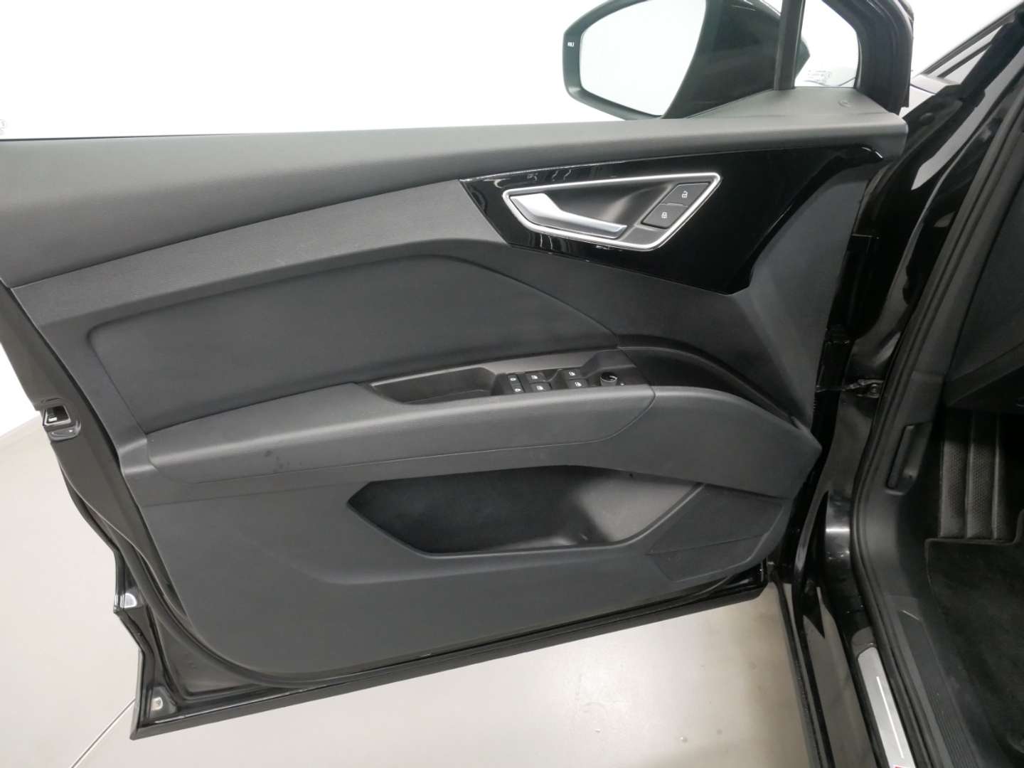 Audi Q4 S Line 45 TFSI E - 2022 - Joinsteer - #15