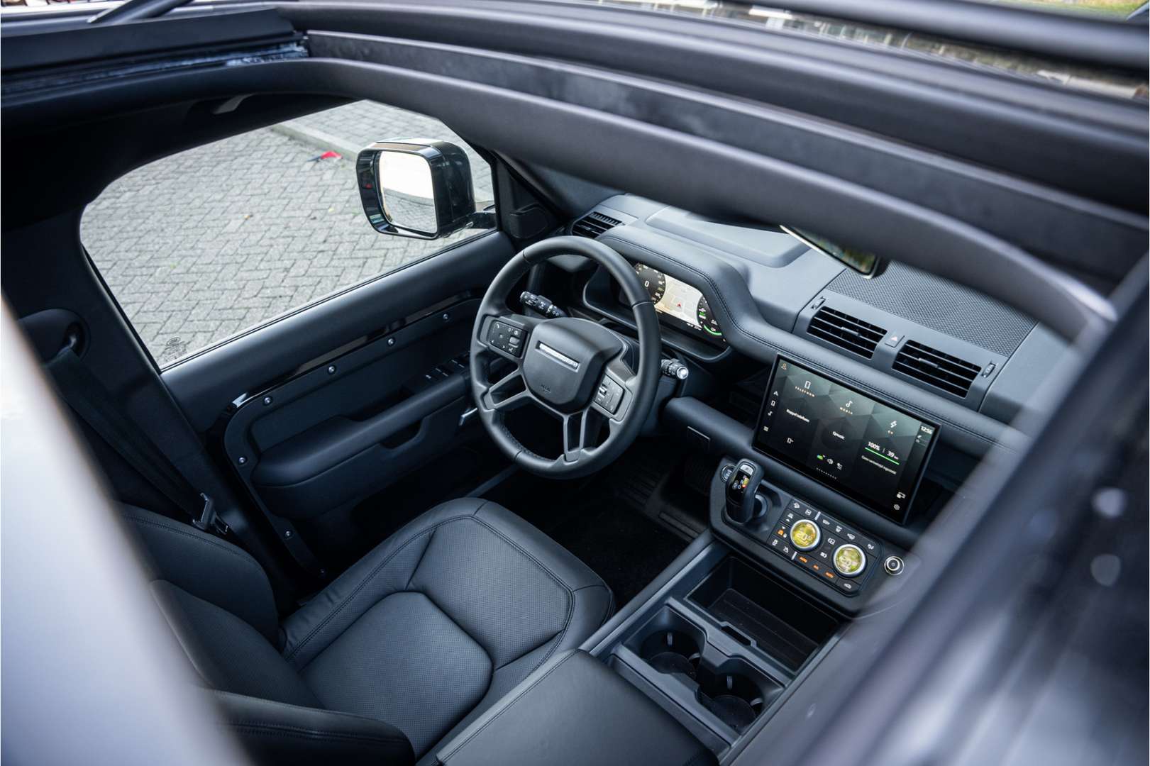 Land Rover Defender 110 X-Dynamic HSE P300e - 2025 - Joinsteer - #5