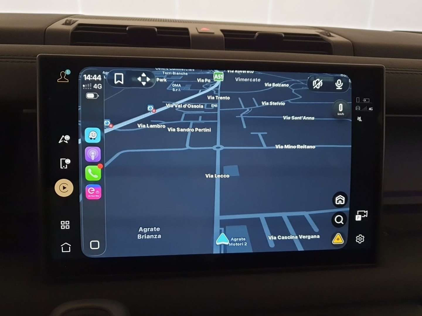 Land Rover Defender 90 D200 X-Dynamic SE - 2025 - Joinsteer - #33