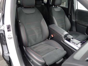 Mercedes EQA 250+ AMG Line — photo 27