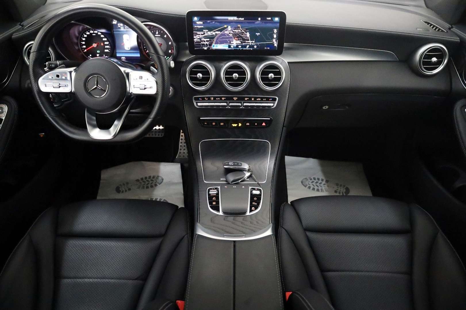 Mercedes GLC Coupé 300 Night Edition - 2022 - Joinsteer - #3