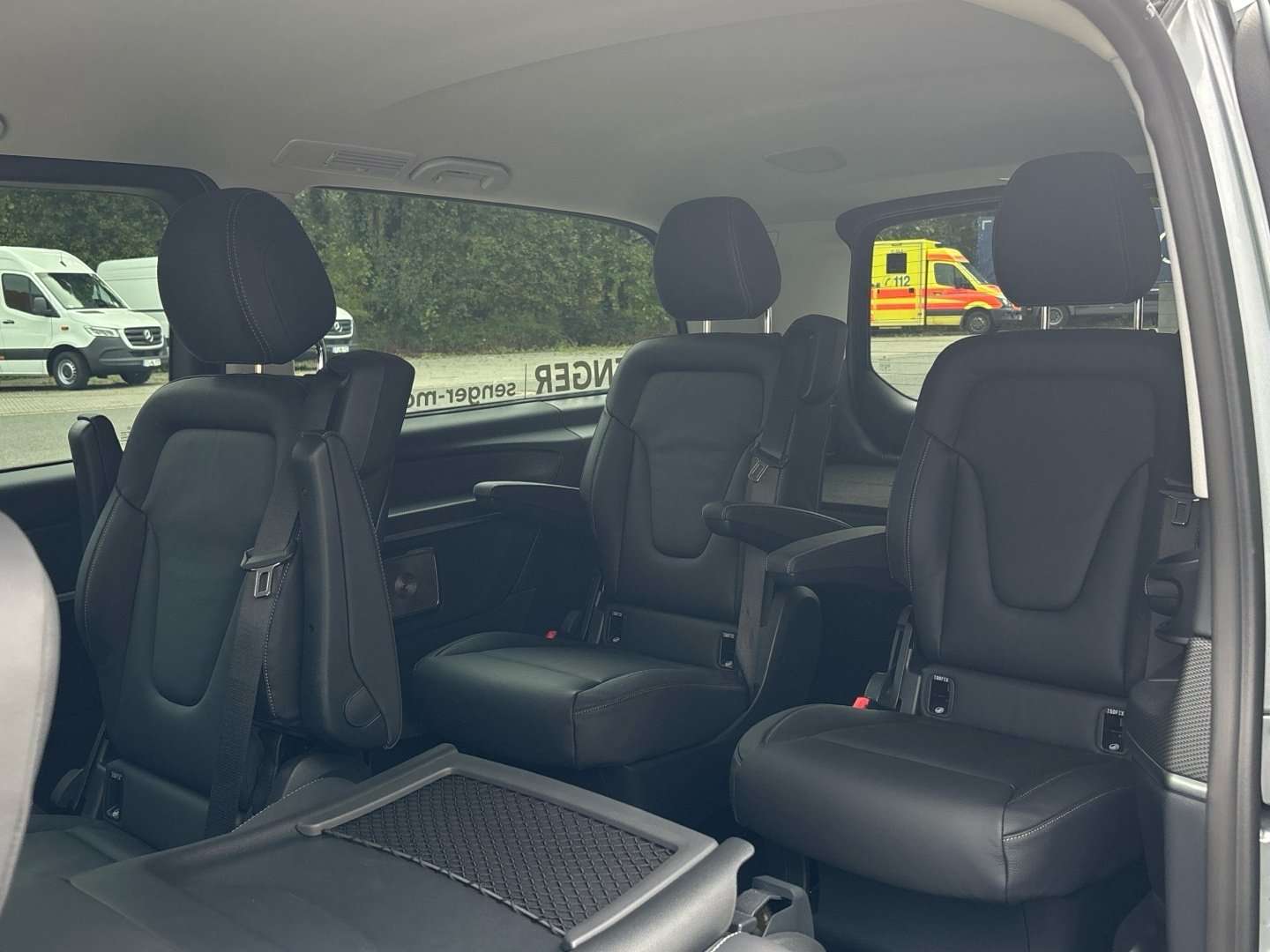 Mercedes V 300 300 Avantgarde - 2025 - Joinsteer - #13