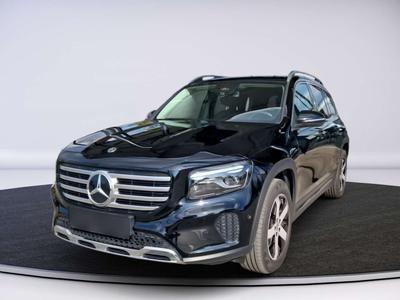 Mercedes GLB 180