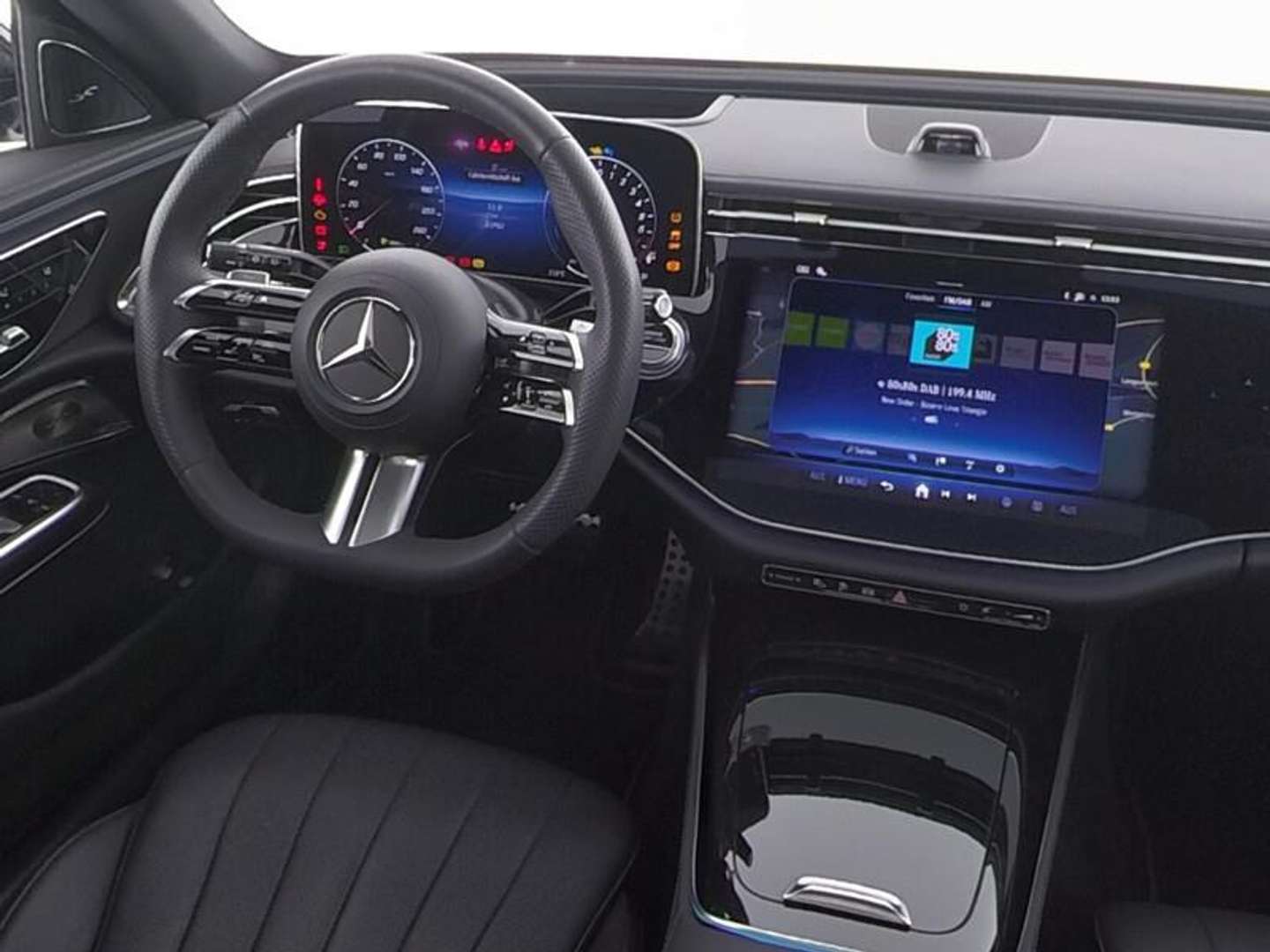 Mercedes Classe E Break 300 AMG Line - 2023 - Joinsteer - #4