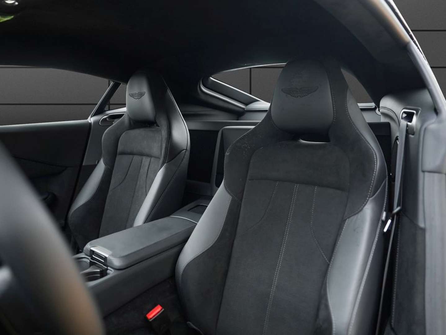 Aston Martin Vantage Coupe V8 NG - 2024 - Joinsteer - #3